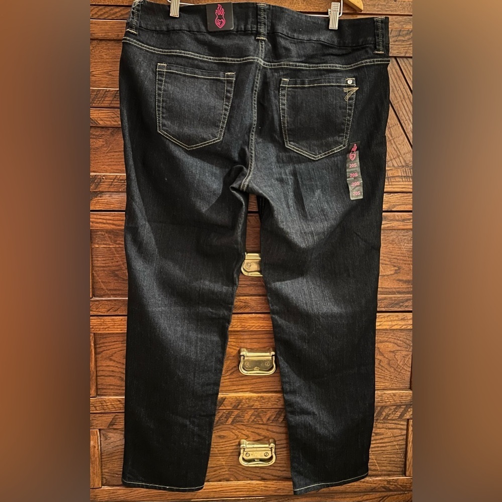 NWT Torrid Pink Label Straight Leg Denim Jeans sz 20 - Picture 2 of 12